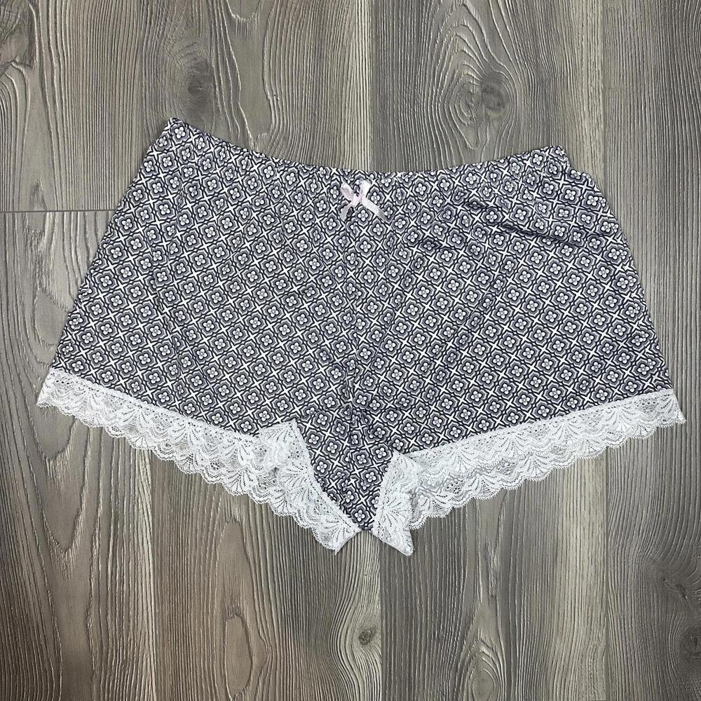 Lauren Ashley‎ Grey and White Patterned Sleep Shorts with Lace Trim